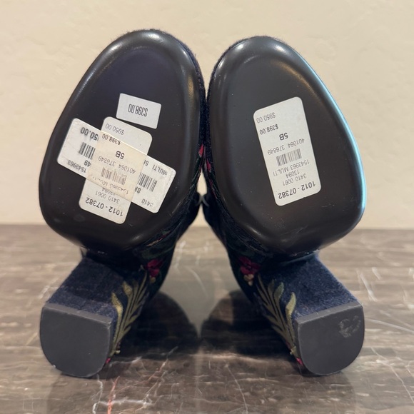 NEW Laurence Dacade Embroidered Booties - Picture 11 of 12